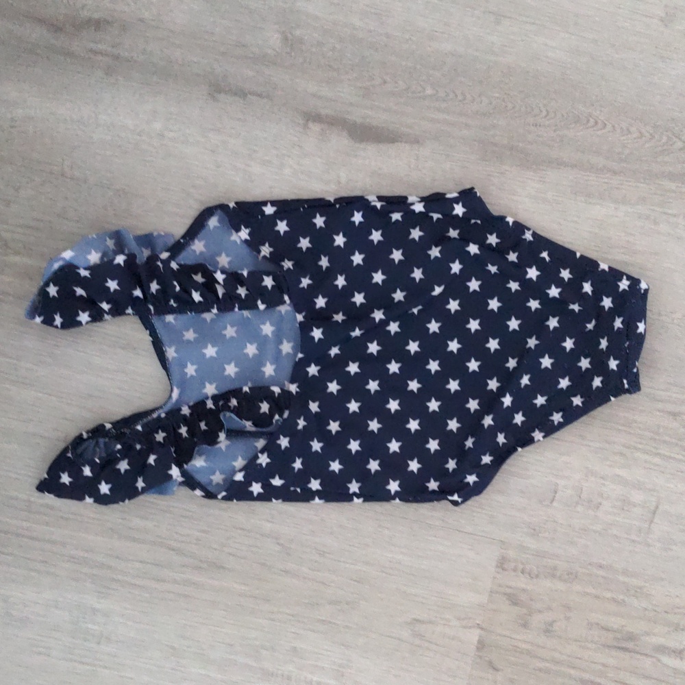 Old Navy swimsuits (3) - Picture 5 of 7